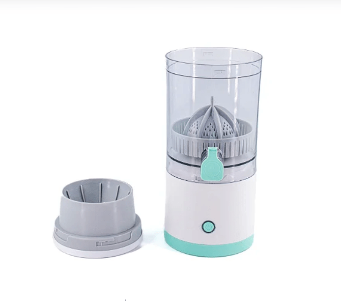 Portable Citrus Squeezer – size comparison